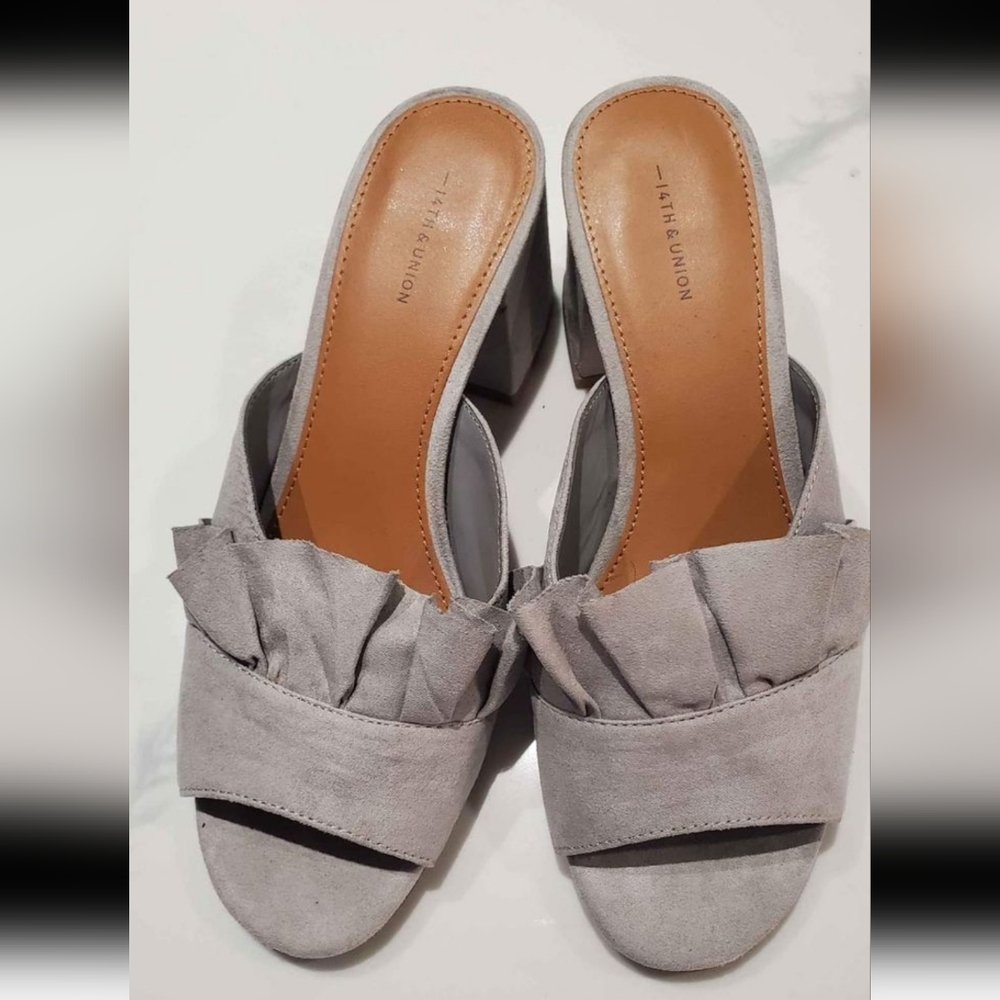 14 & Union grey mule size 7
